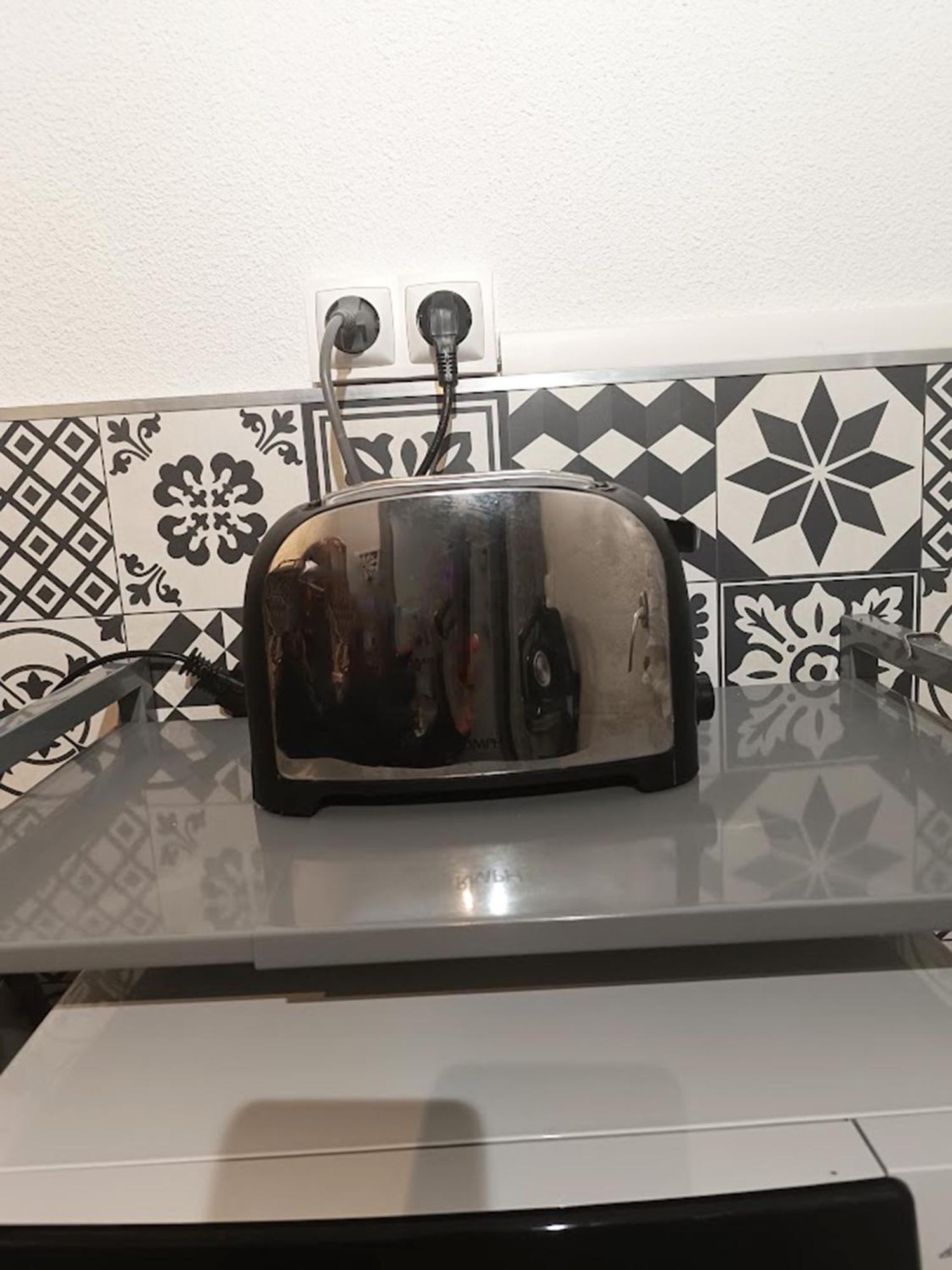 Le Reflet Des Montagnes, Studio, Centre Luchon, 4 Personnes Bagnères-de-Luchon Eksteriør billede